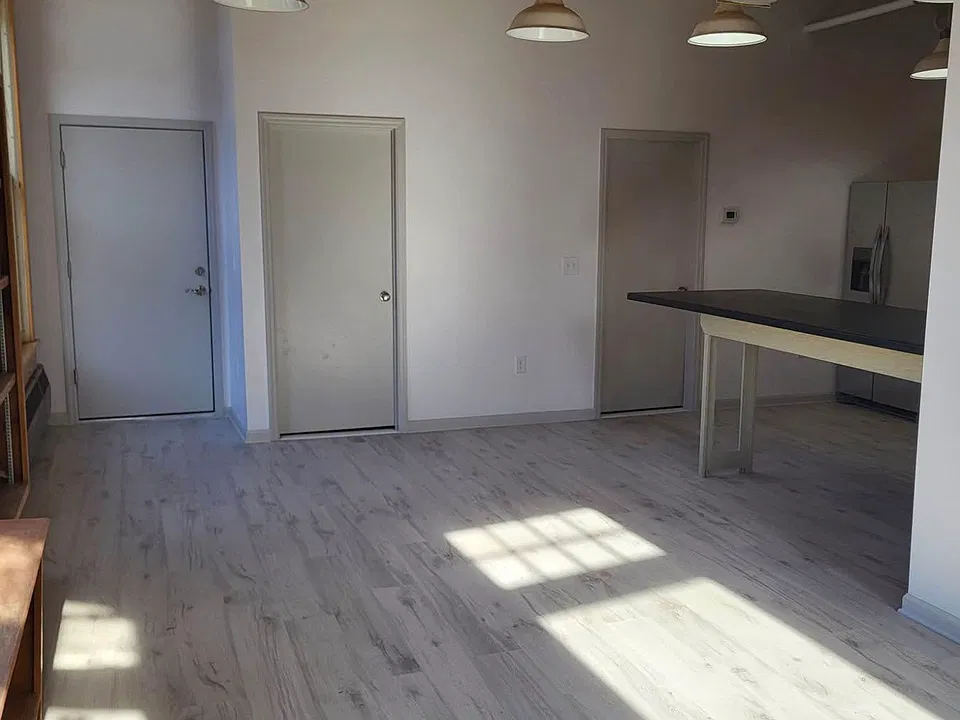 79 N Pearl St #3B
