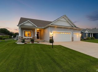 1725 Stoneham Dr, Mishawaka, IN 46544