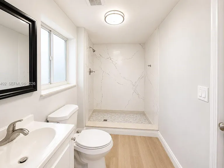 2511 SW 3rd St #B — Photo 7
