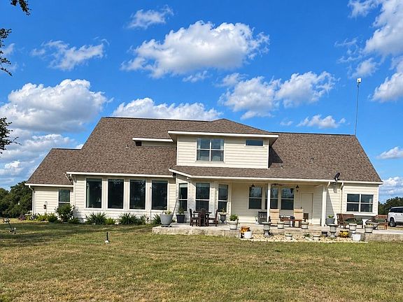 5th image of 1684 Zengerle Rd
