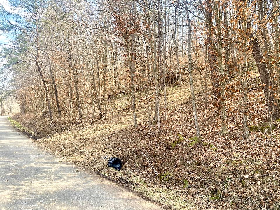 2nd image of 9999 Hamblin Hollow Rd