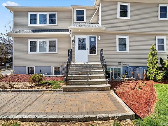 4th image of 276 5th Avenue
