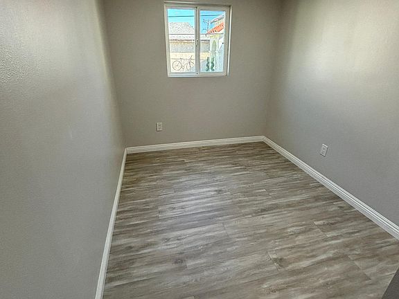1st bedroom