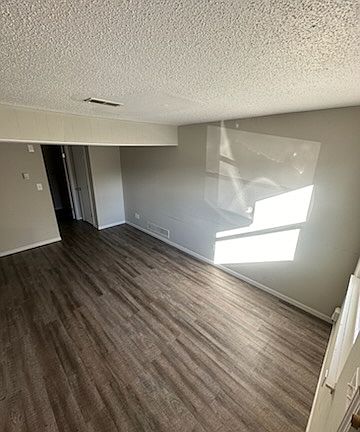 4th image of 217 Chestnut St #C