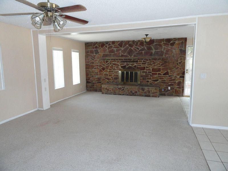 2nd image of 2908 S 12th Ave