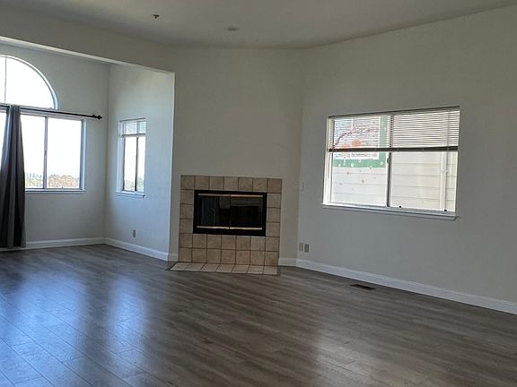 5th image of 815 Saint Francis Blvd
