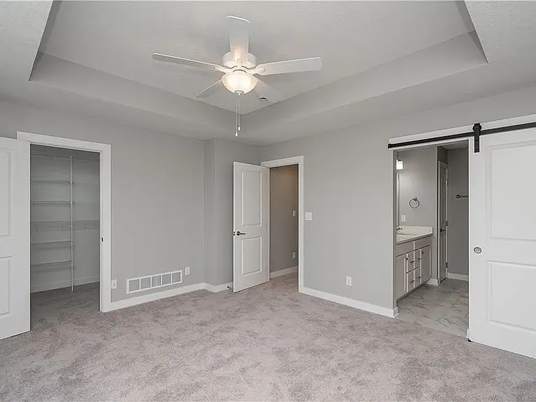 15302 Goldenrod Dr — Photo 15