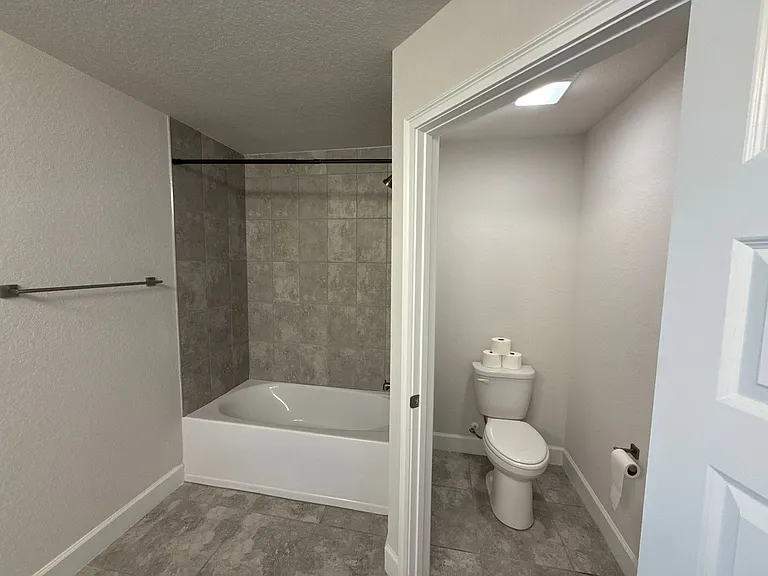 2107 Cartgate Ln — Photo 31