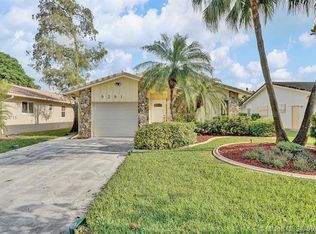 9291 NW 13th Pl, Coral Springs, FL 33071