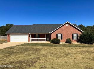 106 Meadow View Dr, Jackson, GA 30233