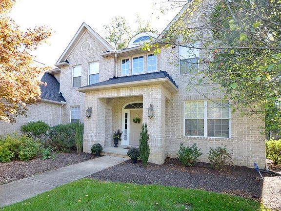 2nd image of 26451 Primrose Ln