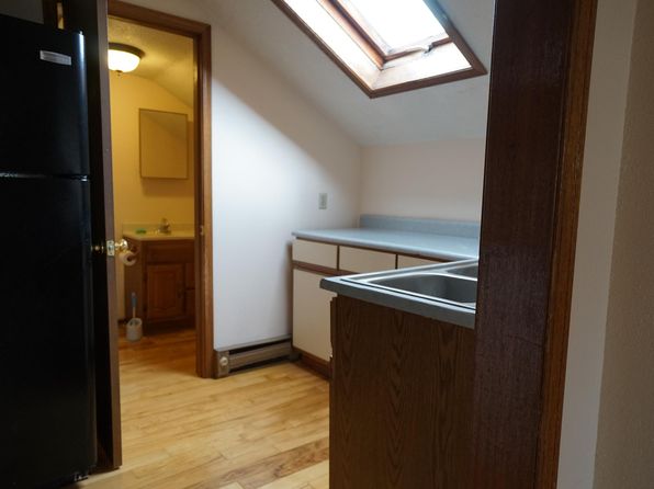 312 La Fayette Ave APT 2