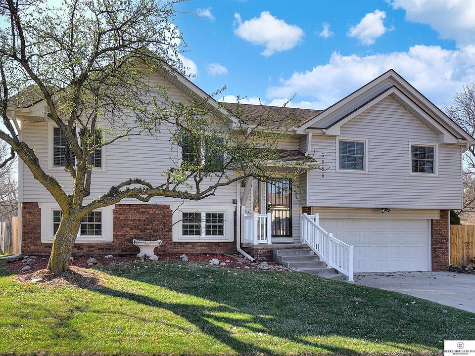 1st image of 5255 N 109th Avenue Cir
