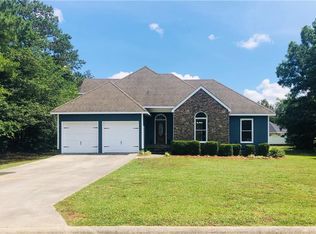 131 Bradford Dr SE, Calhoun, GA 30701