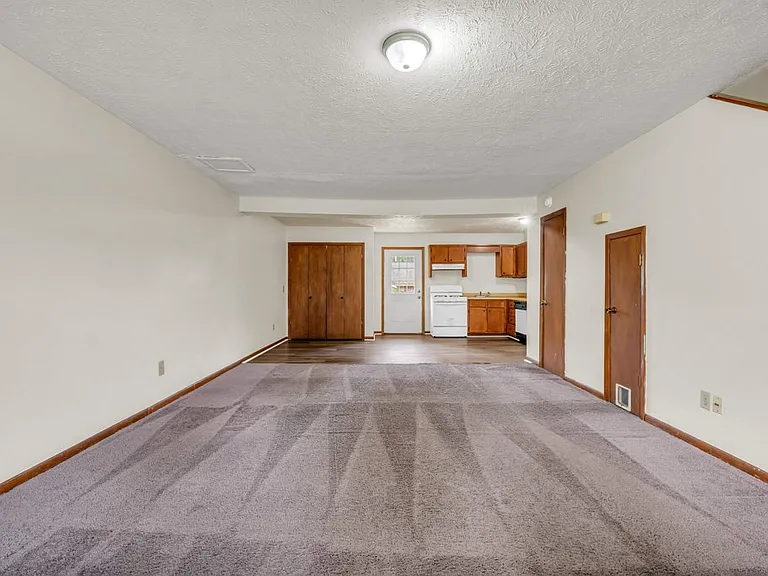 463 W Brame Ave #463 — Photo 3