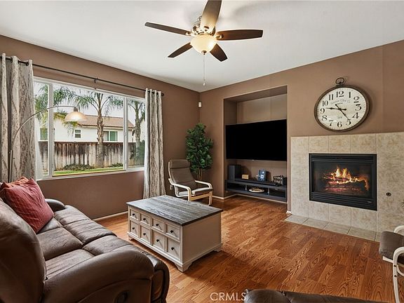 5th image of 25975 Avenida Classica