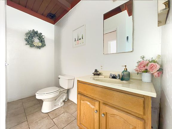 5th image of 1628-1630 Paradise Rd