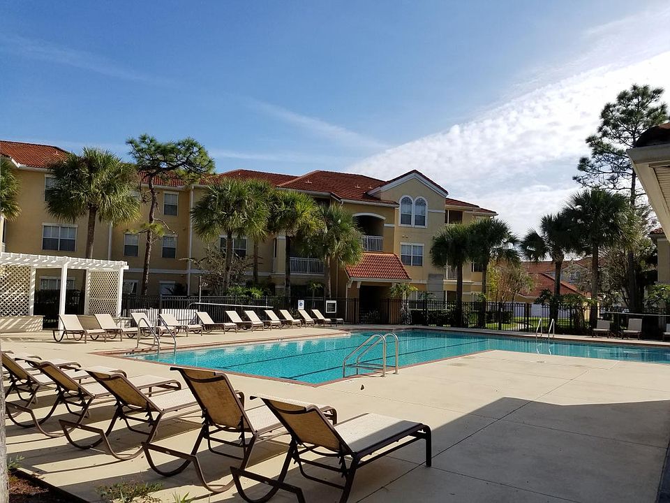 1st image of 18001 Richmond Place Dr APT 924