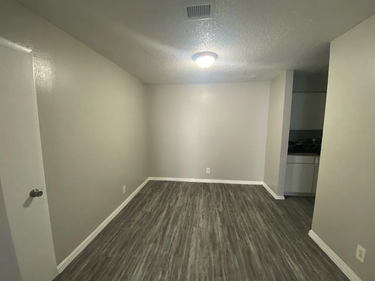 Edinburg Place Apartments - 0408 — Photo 2