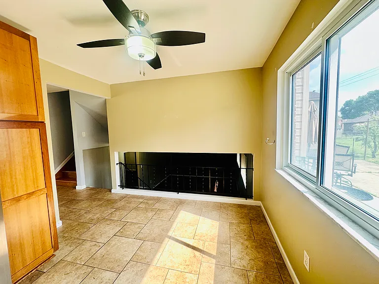 39326 Roland Dr — Photo 9