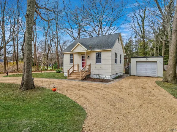120 Lincoln Road, Medford, NY 11763