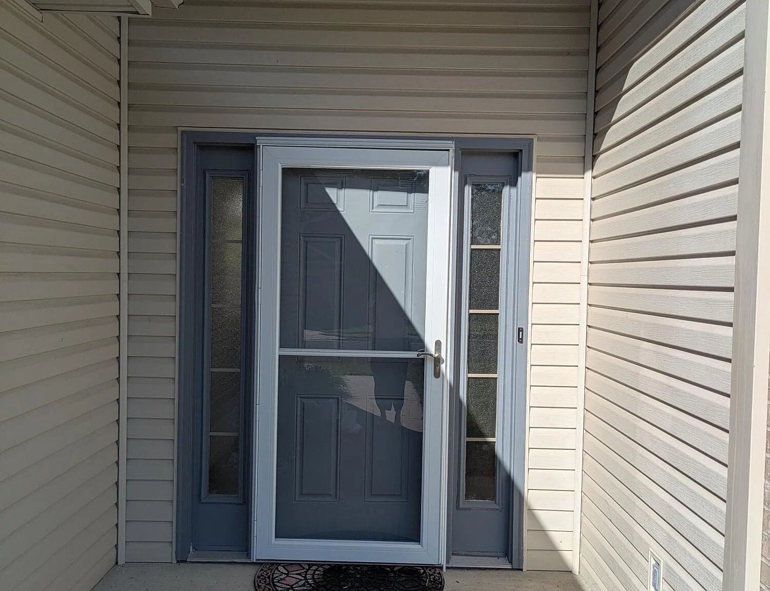 3 bed, 2.0 bath, $1,900 — Photo 2