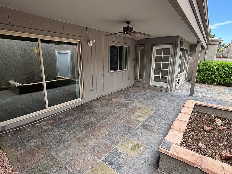7206 N Via De Paesia — Photo 25