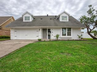100 Ocean View Pl, Corpus Christi, TX 78411