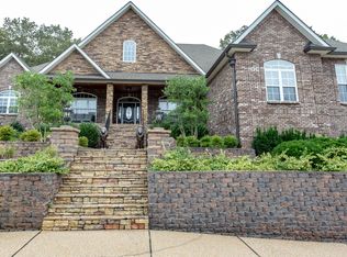 2010 Mossy Oak Cir, Clarksville, TN 37043
