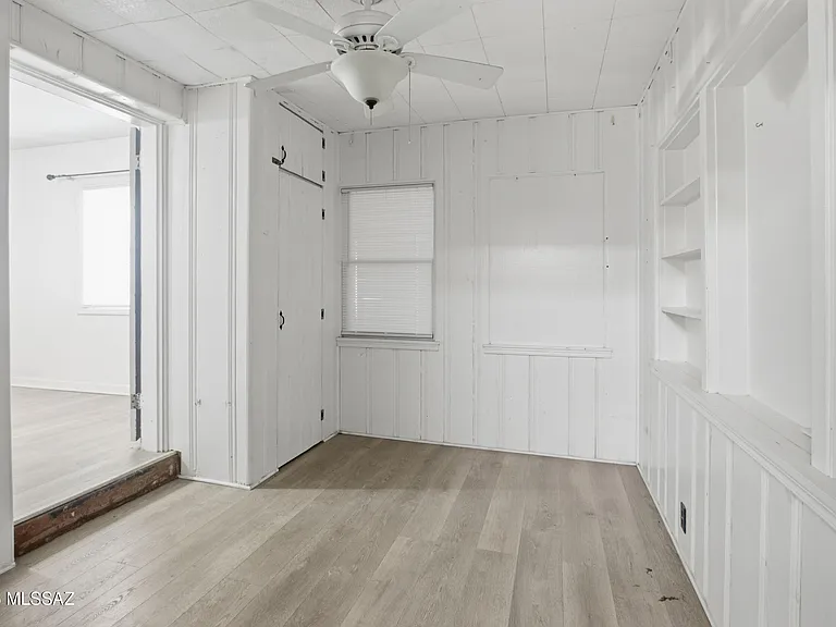 1419 E Linden St — Photo 10