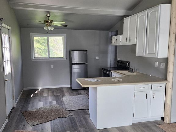 5th image of 7936 Crestwood Dr