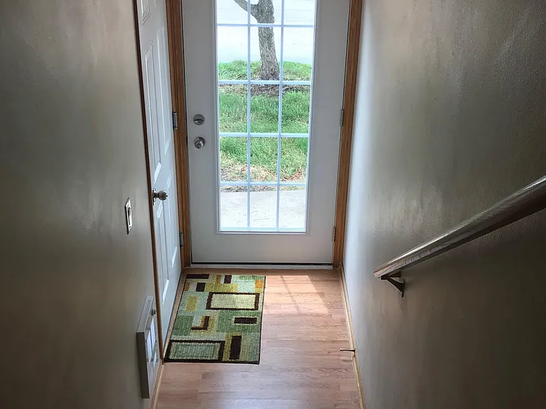 3153 SW Sharmin Ln — Photo 2