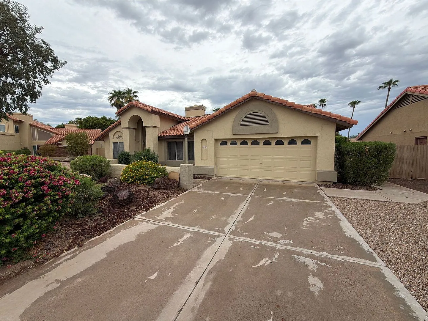 3 Bedroom - 2.5 Bath - 1795 Sq. Ft. - Gila Springs Community - Chandler, AZ — Photo 1