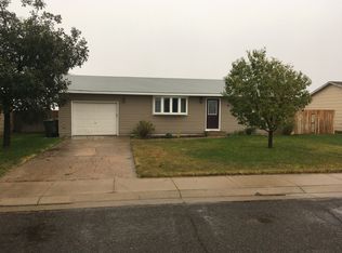 615 Cherokee Dr, Colby, KS 67701