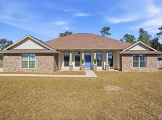 6353 Benelli Dr, Milton, FL 32570