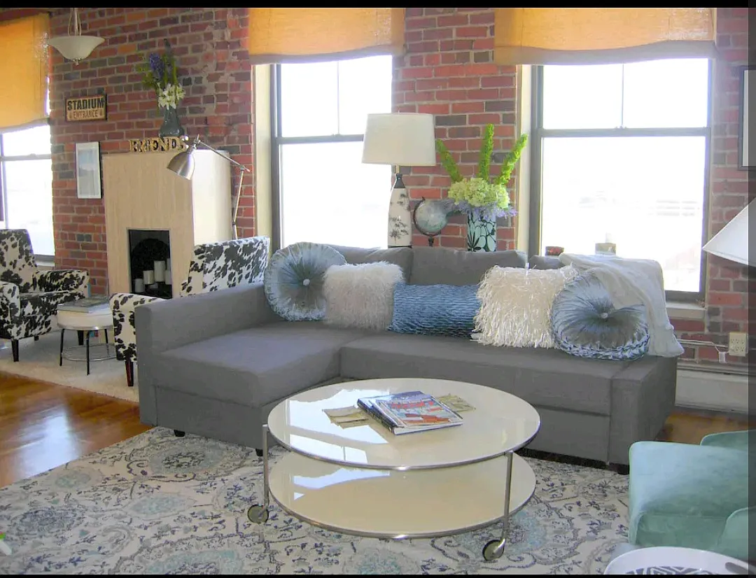 2261 Blake St — Photo 1