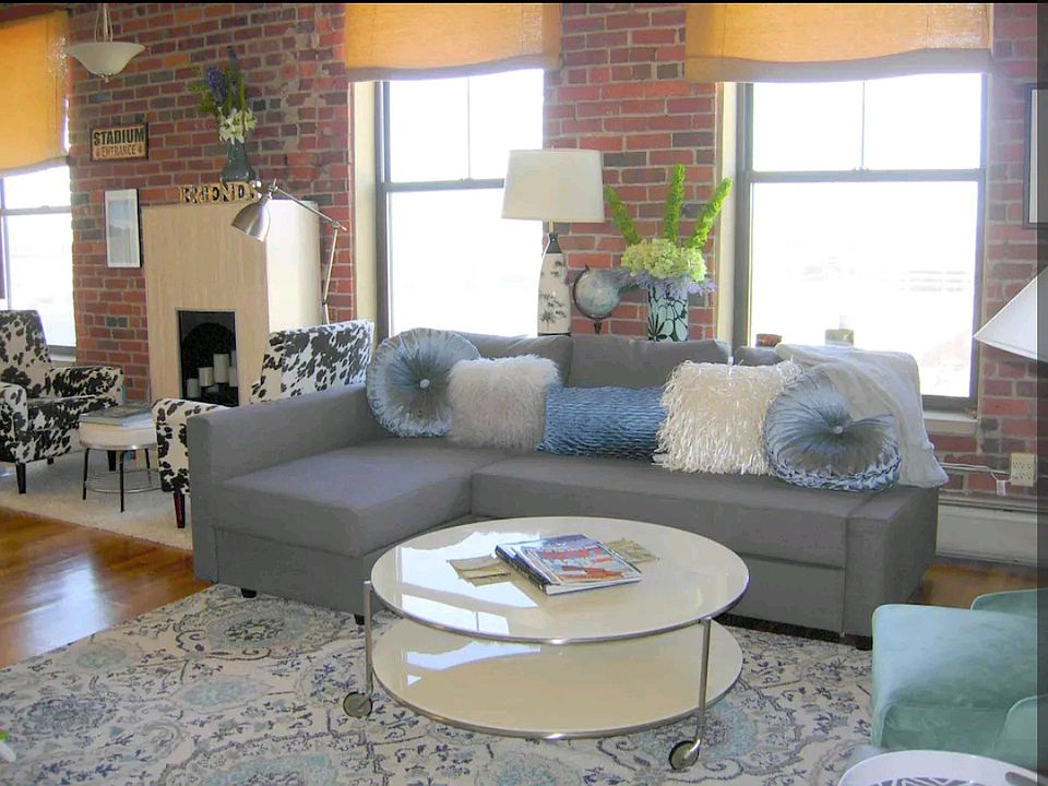 Spacious and open great room.