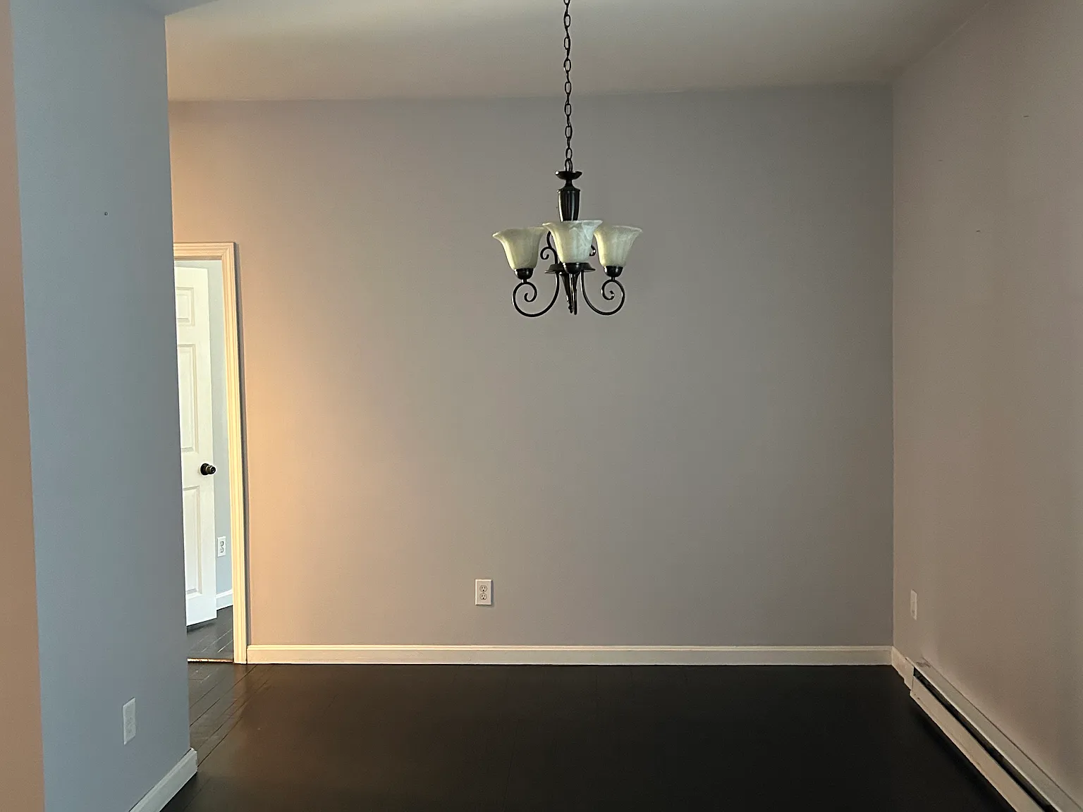 2 bed, 950 sqft, $1,850 — Photo 3