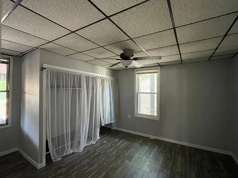607 Ohio River Blvd - (12206) — Photo 13