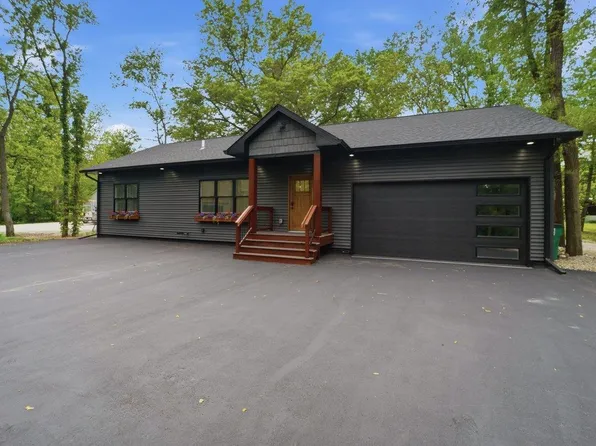 840 Grand Blvd, Evansdale, IA 50707