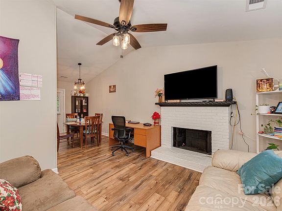 4th image of 10200 Cairnsmore Pl