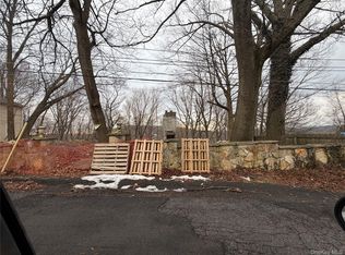 21 Amawalk Rd, Carmel, NY 10512