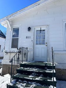 811 6th St NW, Austin, MN, 55912