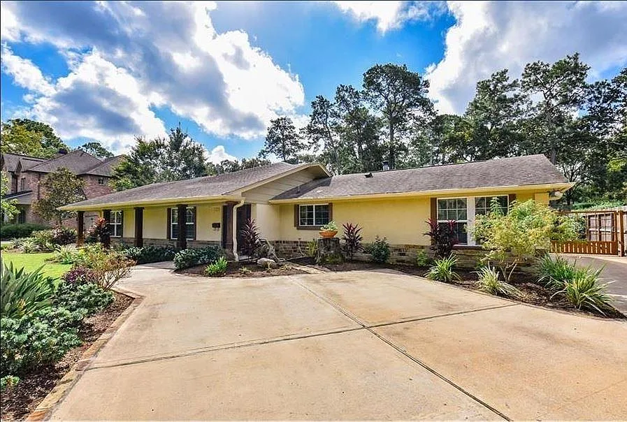 Building Photo - 13123 Conifer Rd
