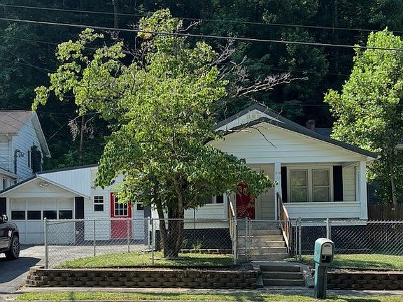 2nd image of 518 Town Mountain Rd