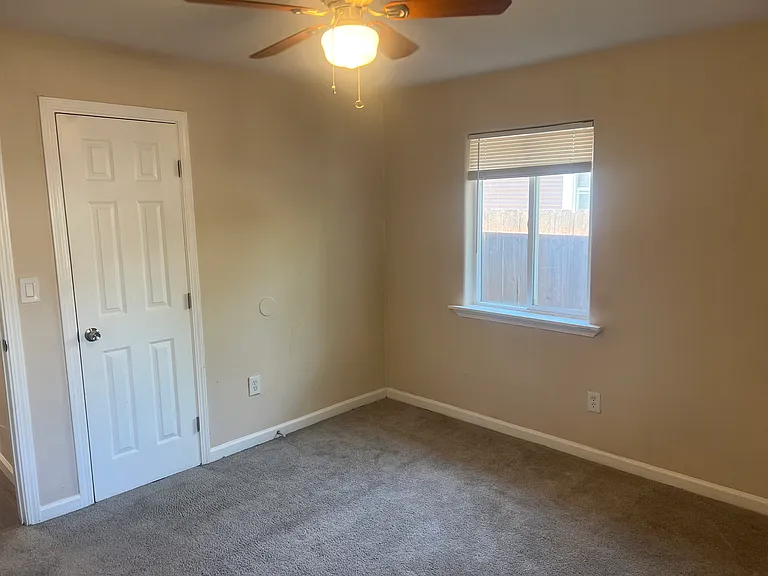 3848 14th Ave — Photo 16