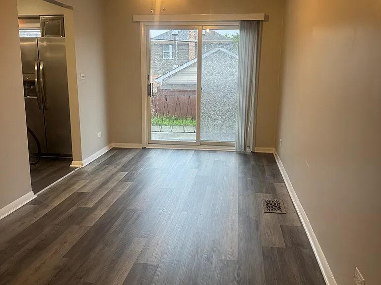 9345 S Pulaski Rd #1E — Photo 5