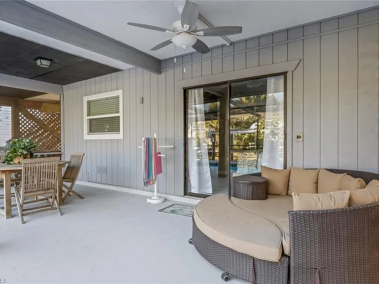 1282 Belaire Ct W — Photo 33