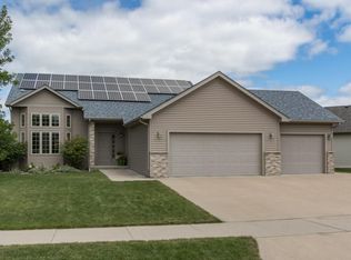 6023 Granite Dr NW, Rochester, MN 55901