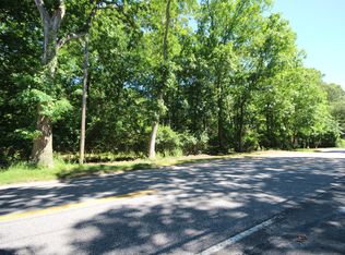 1230 Noyack Rd, Southampton, NY 11968